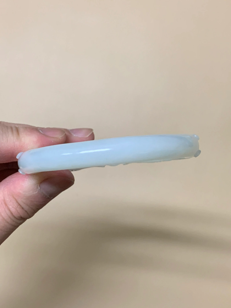 清 白玉双龙戏珠手镯 - 图6