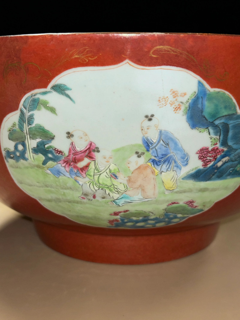清乾隆 珊瑚描金开光婴戏图大碗 - 图12