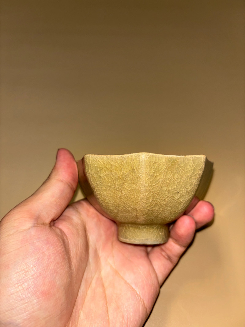 明 米黄釉八方杯 - 图5