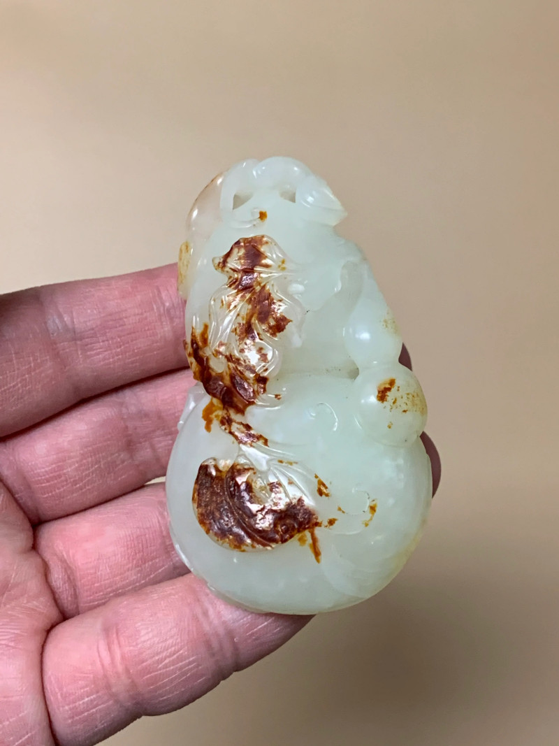 清 白玉红皮巧雕葫芦镇纸 - 图2