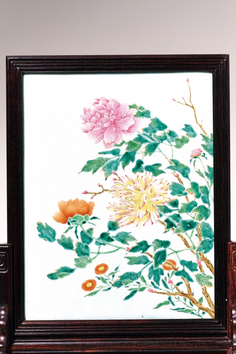 清乾隆 粉彩花卉纹砚屏 - 图2