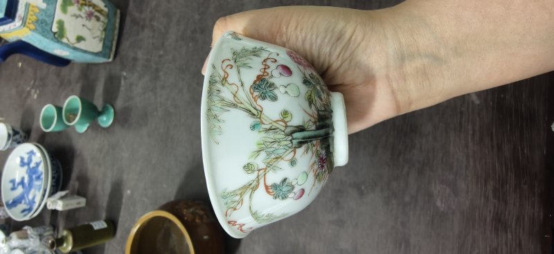 清 粉彩花卉纹杯 - 图2