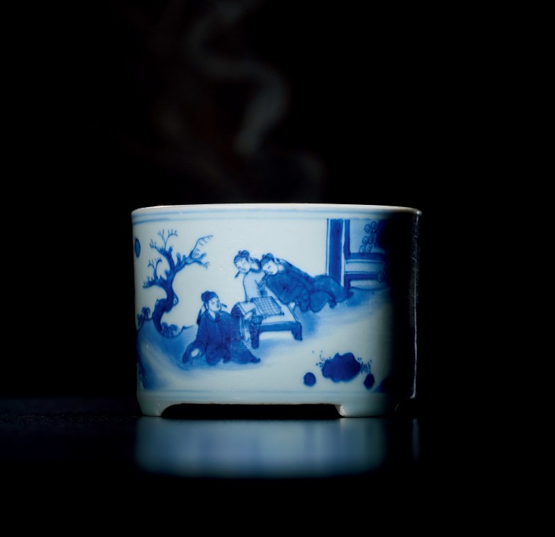 明崇祯 青花高仕对弈图琴炉