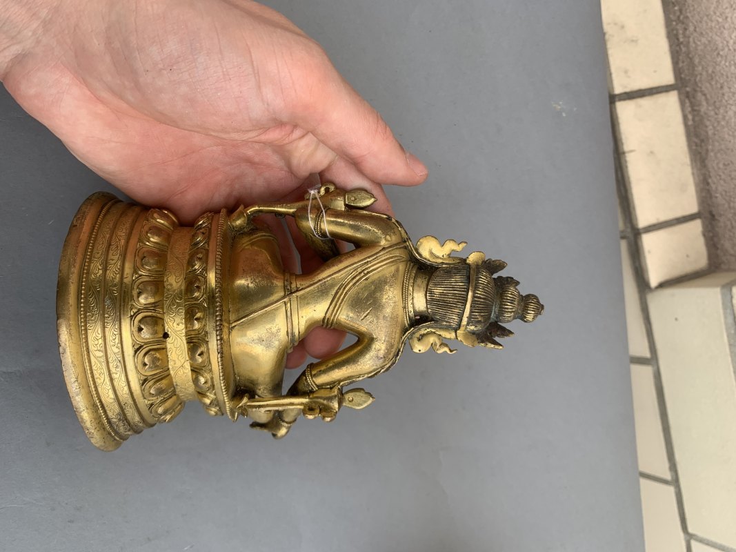 A GILT-BRONZE FIGURE OF SYAMATARA - 图8