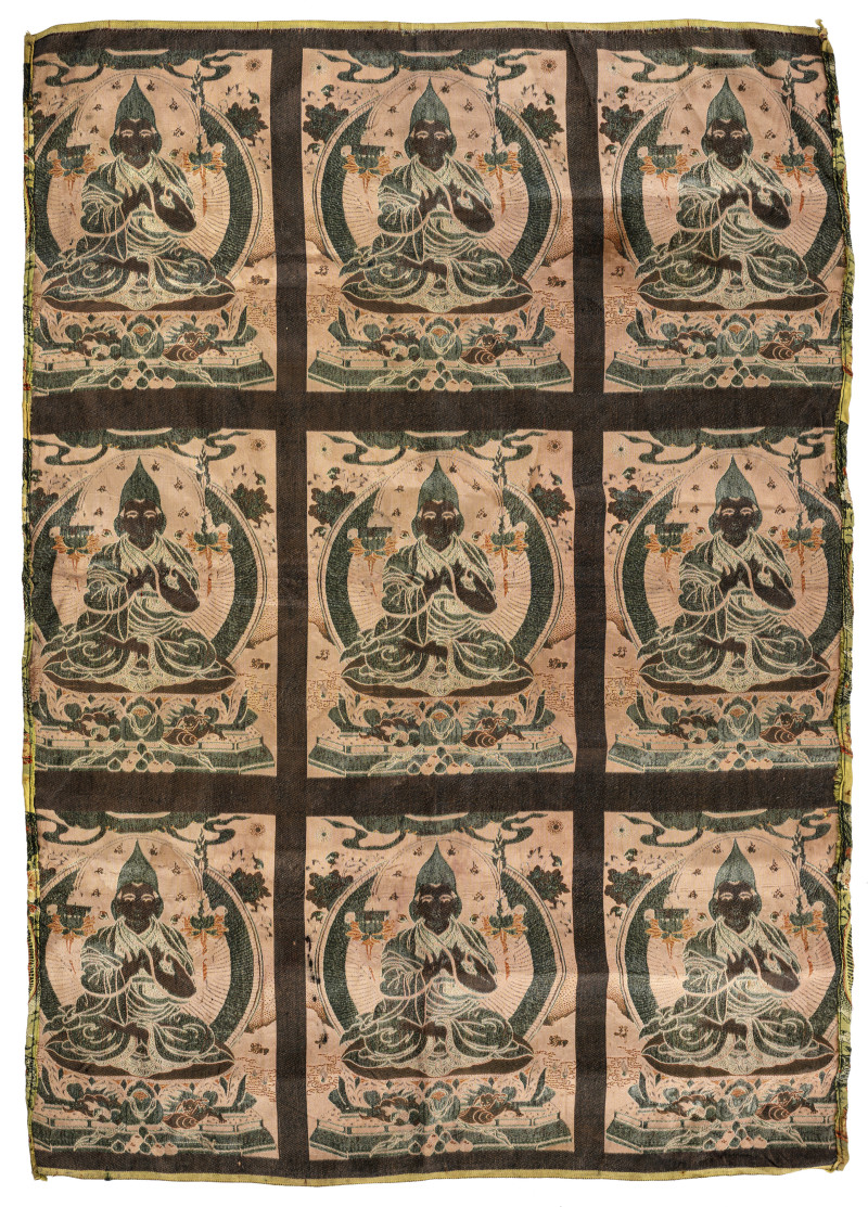 A FINE SILK TEXTILE DEPICTING HUTUKTU'S - 图2