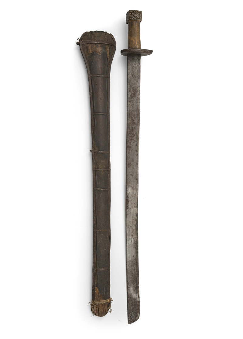 A RARE SWORD AND SCABBARD - 图2