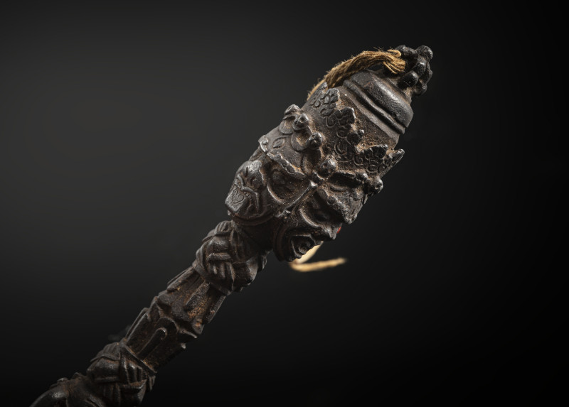 AN IRON RITUAL DAGGER, PHURBU - 图5