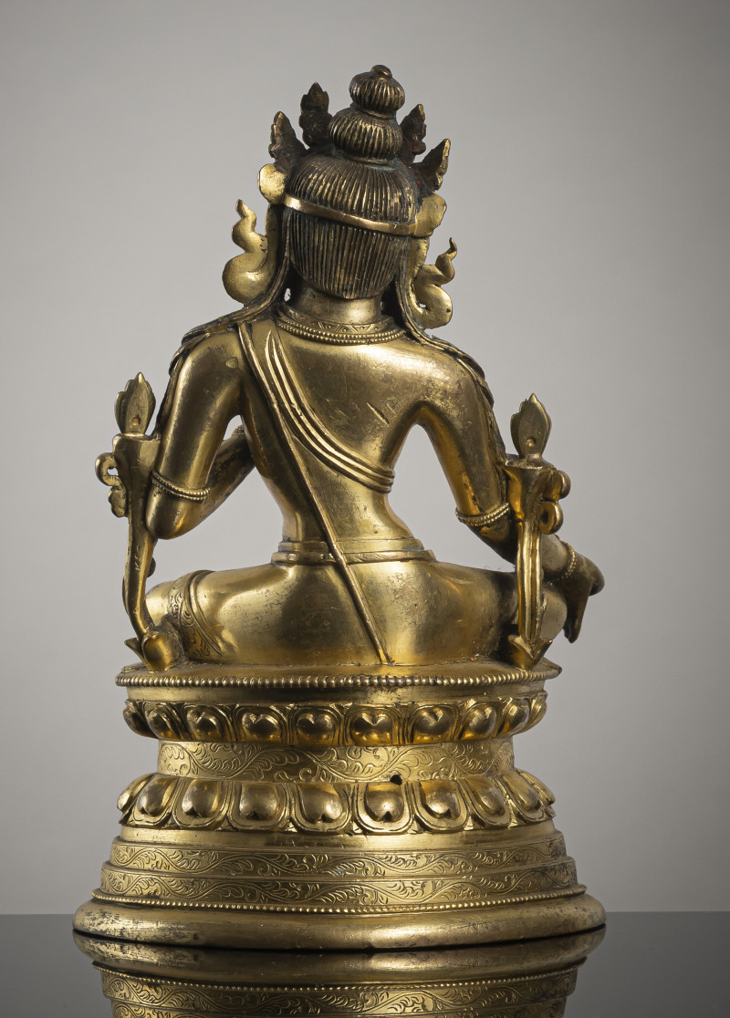 A GILT-BRONZE FIGURE OF SYAMATARA - 图2