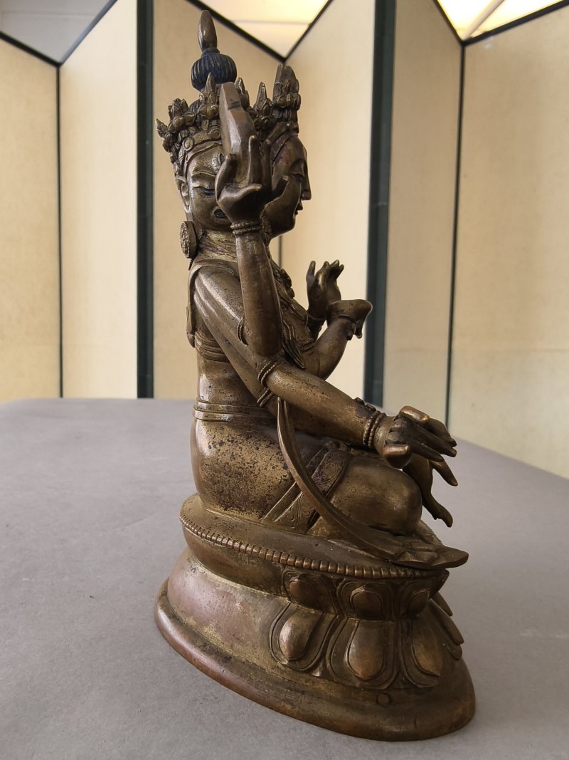 A BRONZE FIGURE OF USHNISHAVIJAYA - 图13