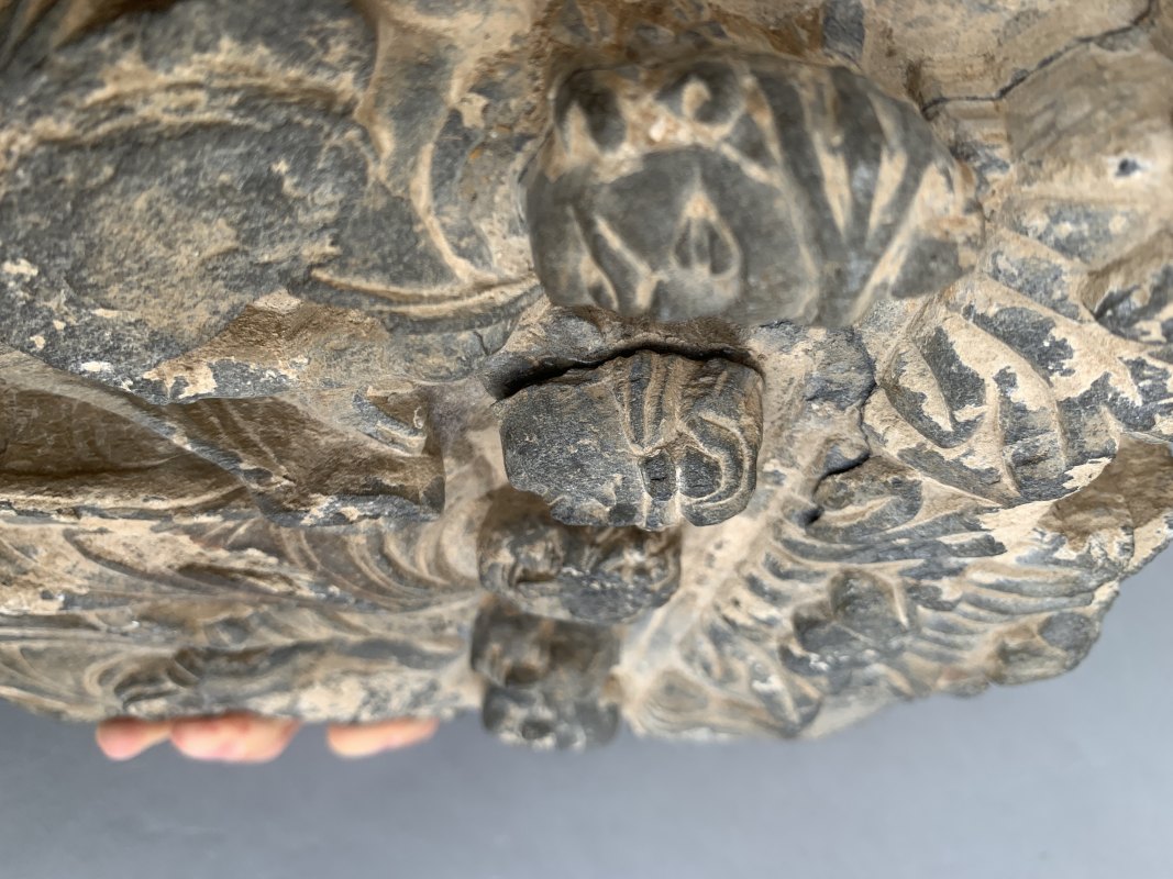 A GREY-SCHIST FRIEZE - 图15