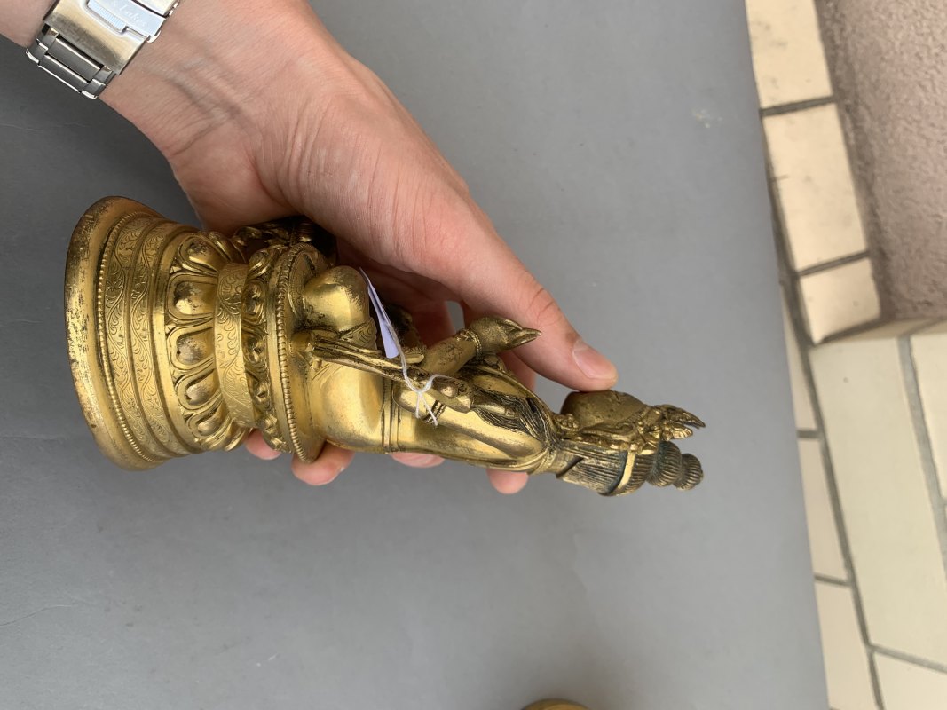 A GILT-BRONZE FIGURE OF SYAMATARA - 图9