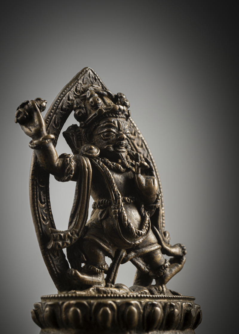 A BRONZE FIGURE OF VAJRAPANI - 图5