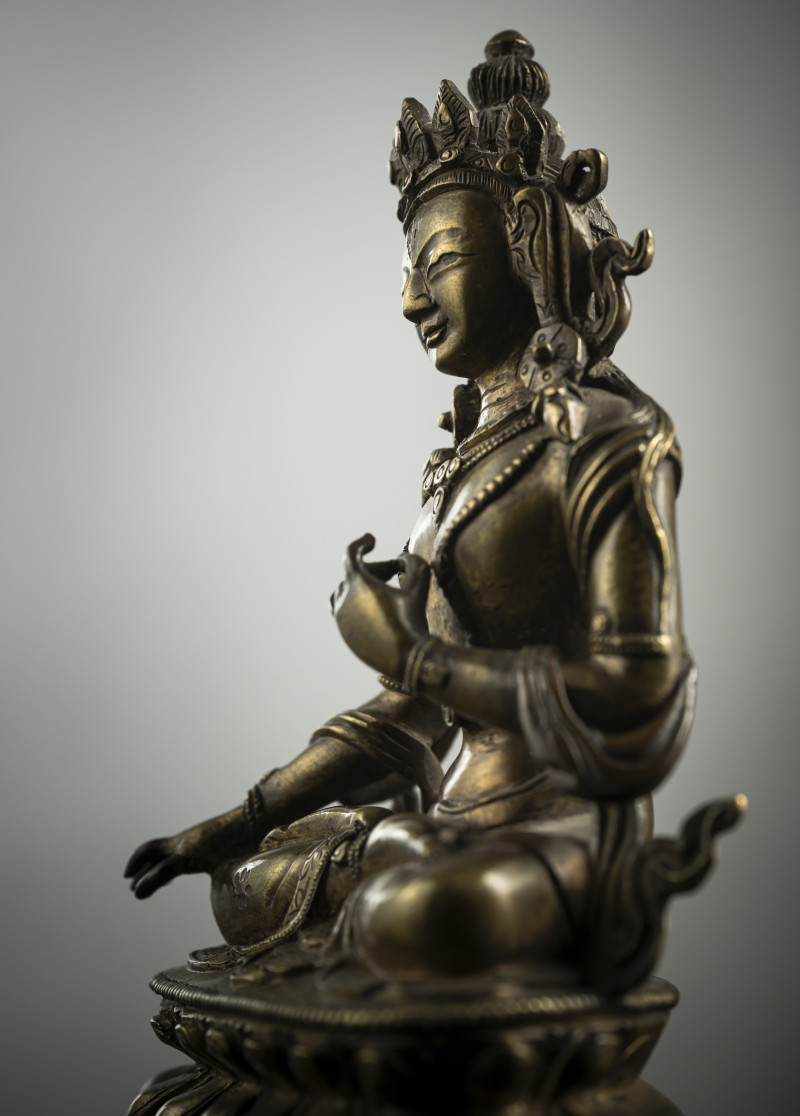 A BRONZE FIGURE OF A FEMALE DEITY - 图4