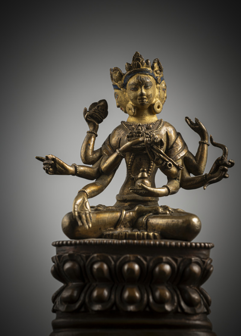 A BRONZE FIGURE OF USHNISHAVIJAYA - 图5