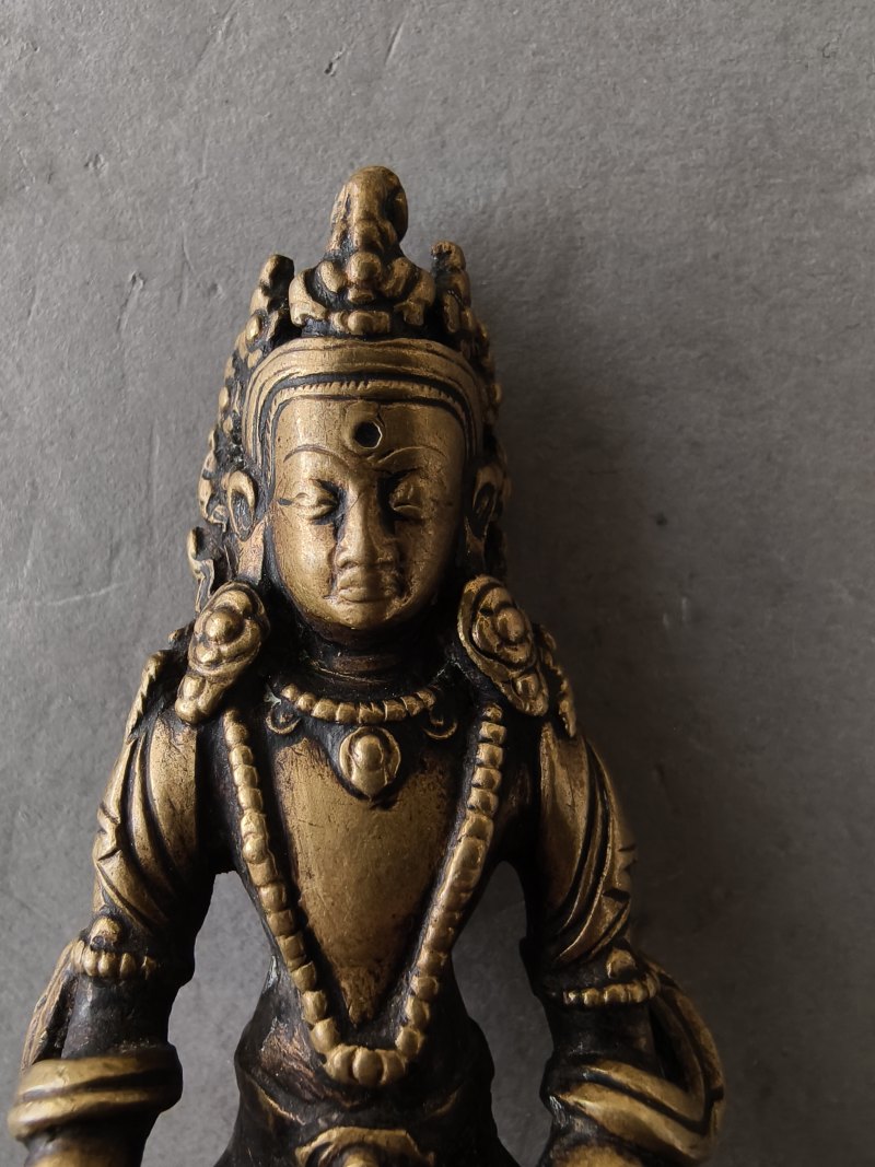 TWO BRONZE FIGURES OF RATNASAMBHAVA AND AKSHOBHYA - 图18