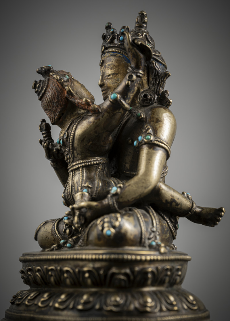 A FINE AND RARE BRONZE FIGURE OF ADIBUDDHA VAJRASATTVA AND HIS CONSORT - 图3