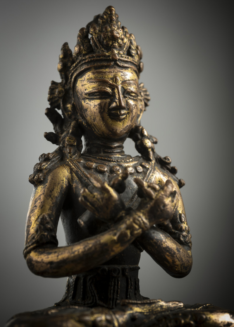 A GILT-BRONZE FIGURE OF VAJRADHARA - 图5