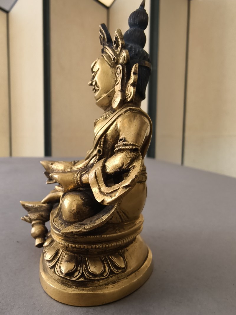 A GILT-BRONZE FIGURE OF VAISHRAVANA - 图14