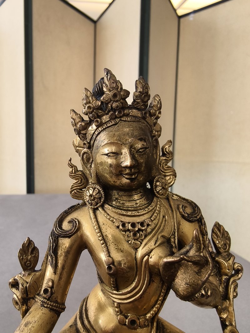 A GILT-BRONZE FIGURE OF SYAMATARA - 图17