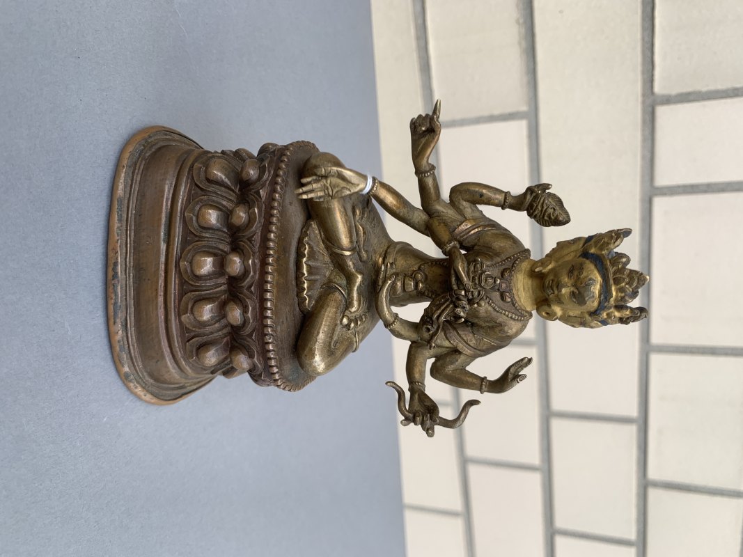 A BRONZE FIGURE OF USHNISHAVIJAYA - 图6