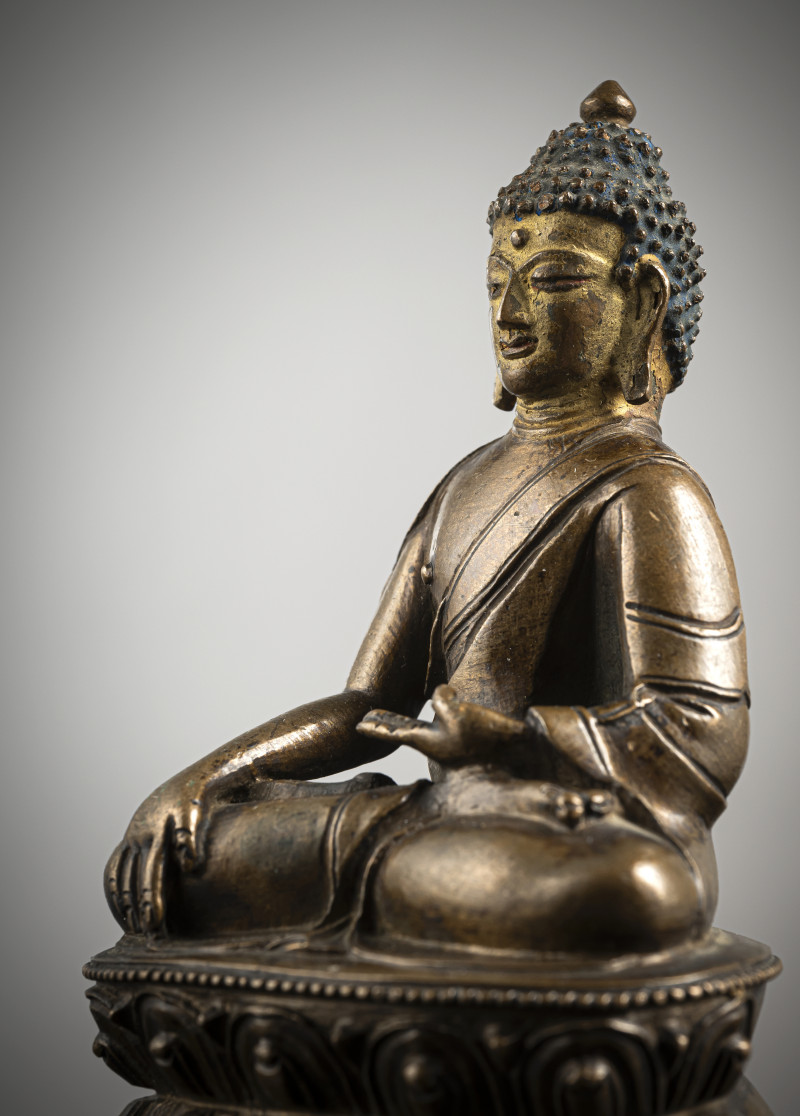 A BRONZE FIGURE OF BUDDHA SHAKYAMUNI - 图5