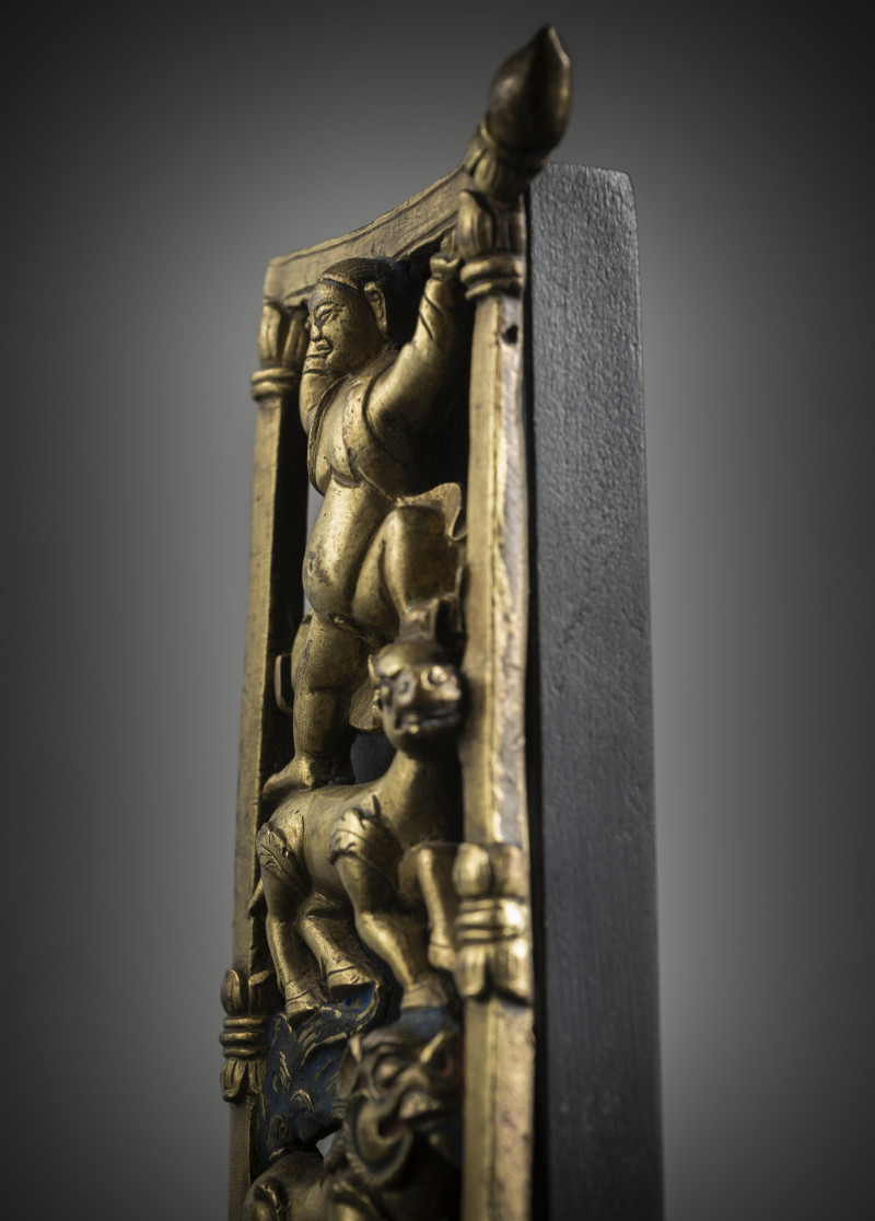 A GILT-BRONZE THRONE SECTION - 图2