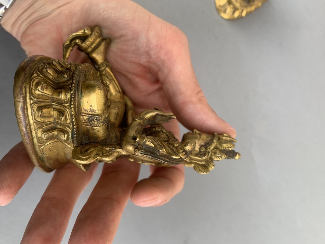 A GILT-BRONZE FIGURE OF SYAMATARA - 图7