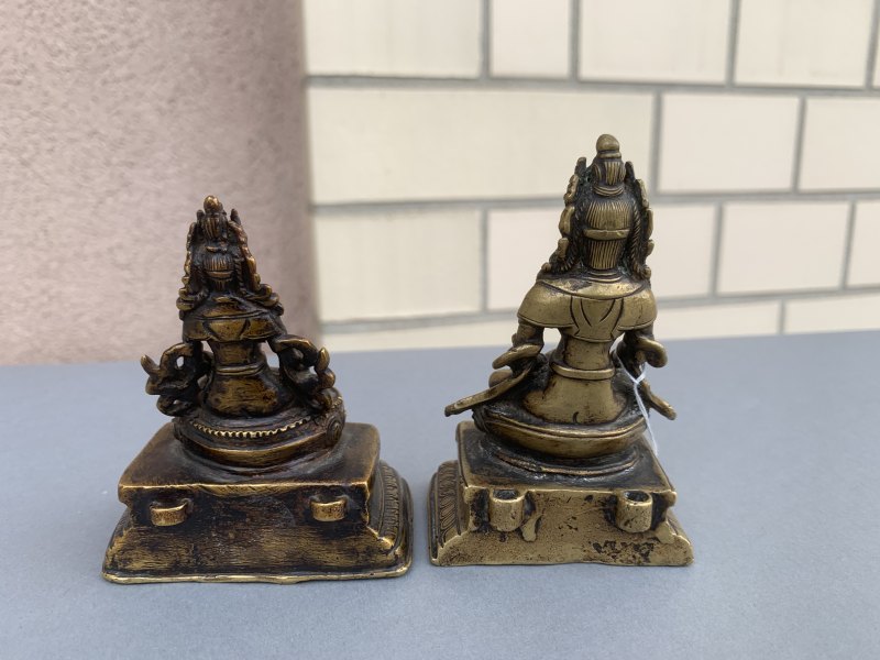A PAIR OF TEMPLE BANNERS - 图7