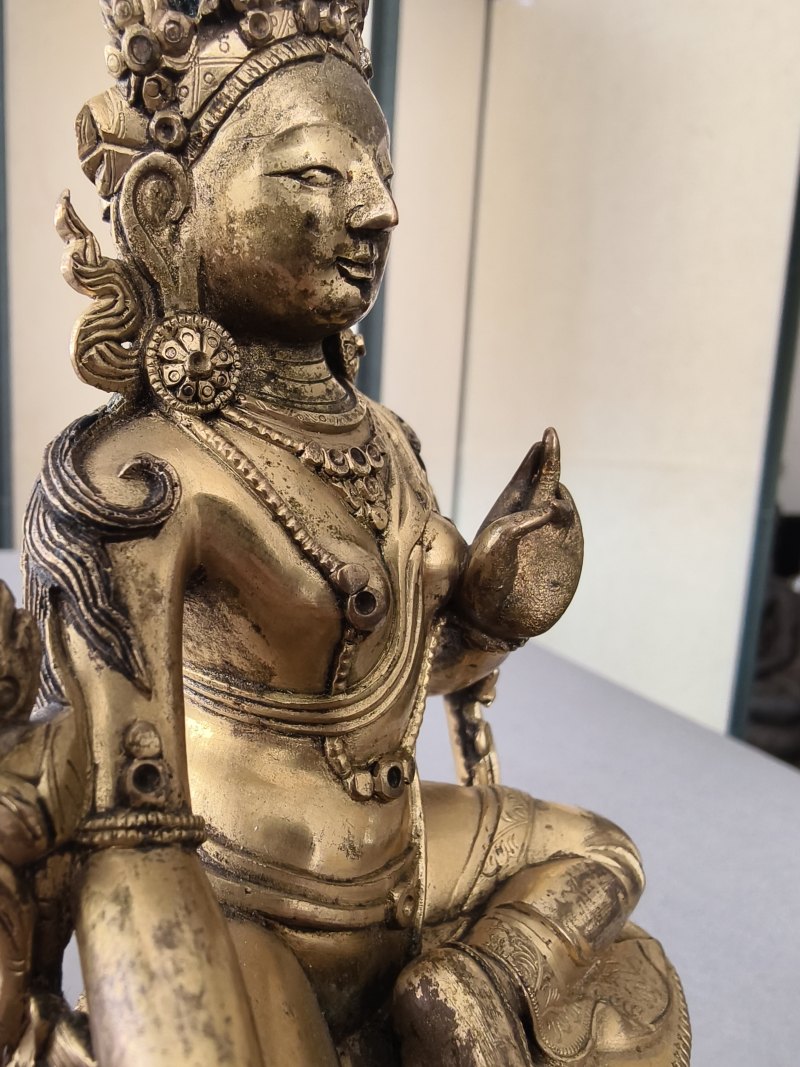 A GILT-BRONZE FIGURE OF SYAMATARA - 图18
