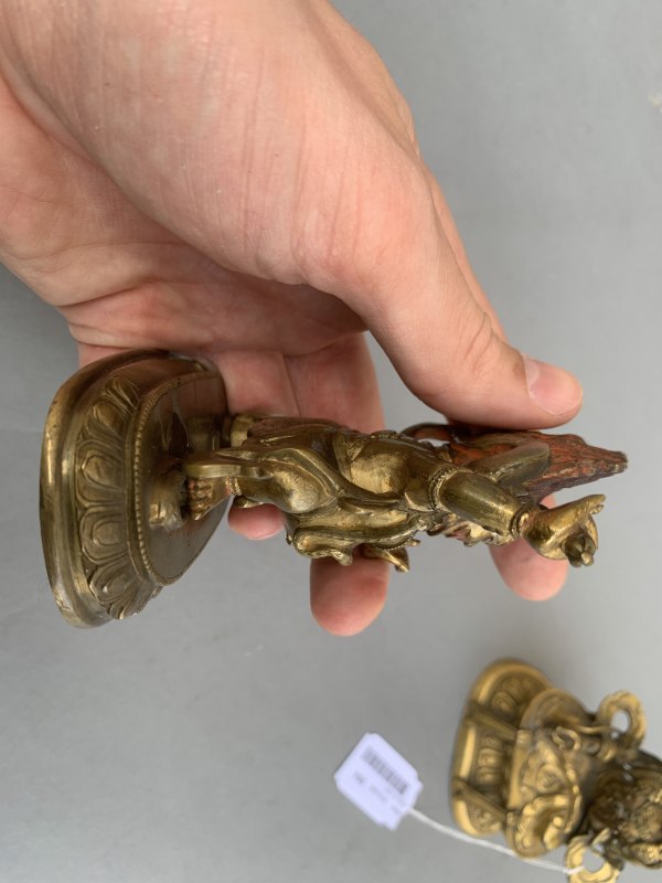 A PART-GILT BRONZE FIGURE OF VAJRAPANI - 图7