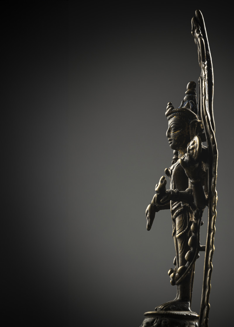 A BRONZE FIGURE OF PROBABLY VISHNU - 图3