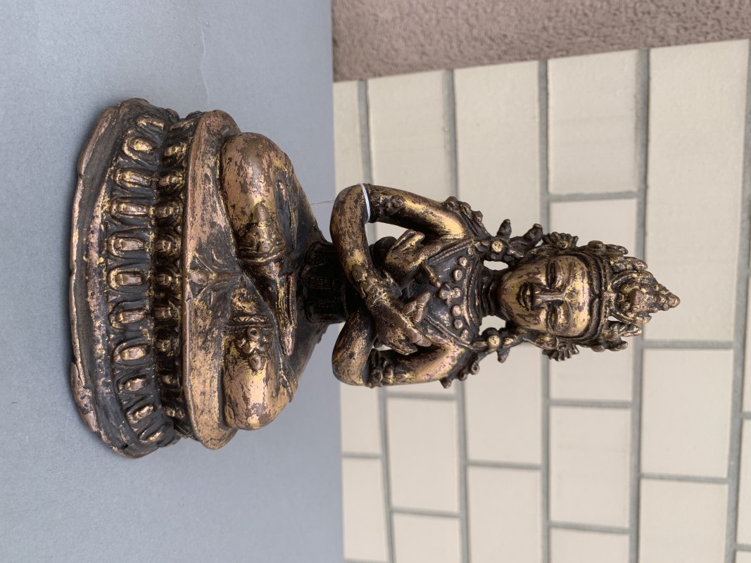 A GILT-BRONZE FIGURE OF VAJRADHARA - 图6