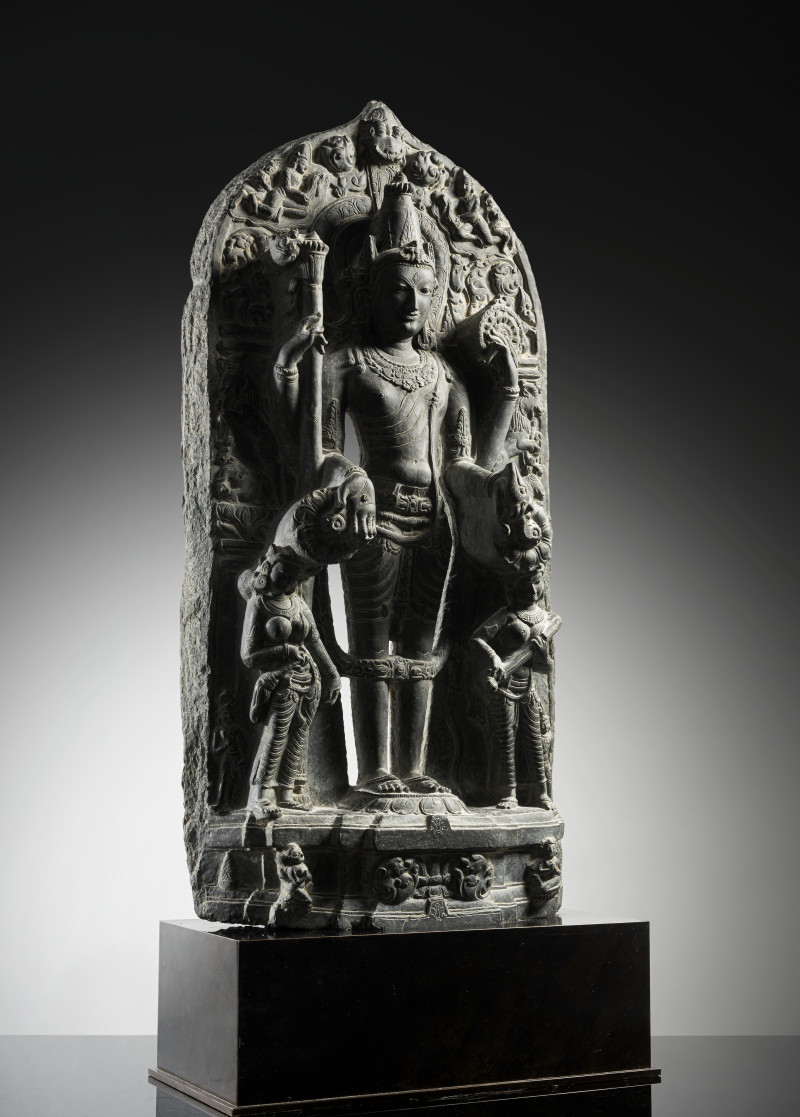 A FINE AND LARGE PHYLLITE STONE STELE DEPICTING VISHNU
