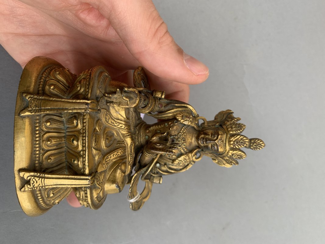 A GILT-COPPER REPOUSSÉ FIGURE OF A BODHISATTVA - 图6