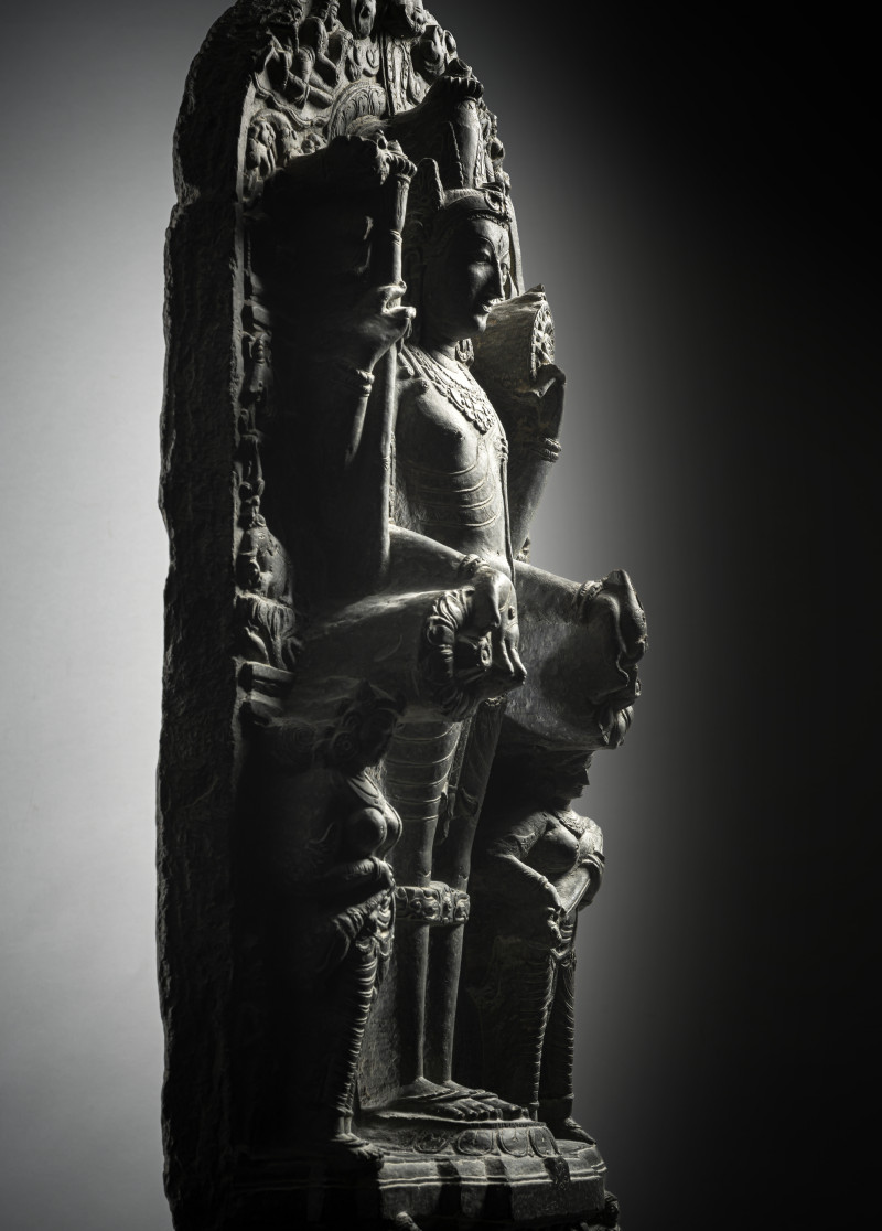 A FINE AND LARGE PHYLLITE STONE STELE DEPICTING VISHNU - 图7