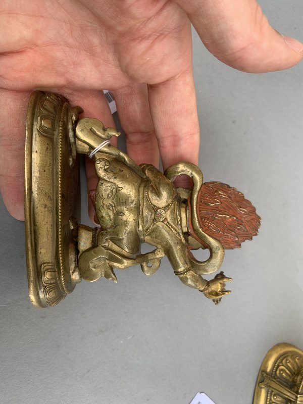 A PART-GILT BRONZE FIGURE OF VAJRAPANI - 图8