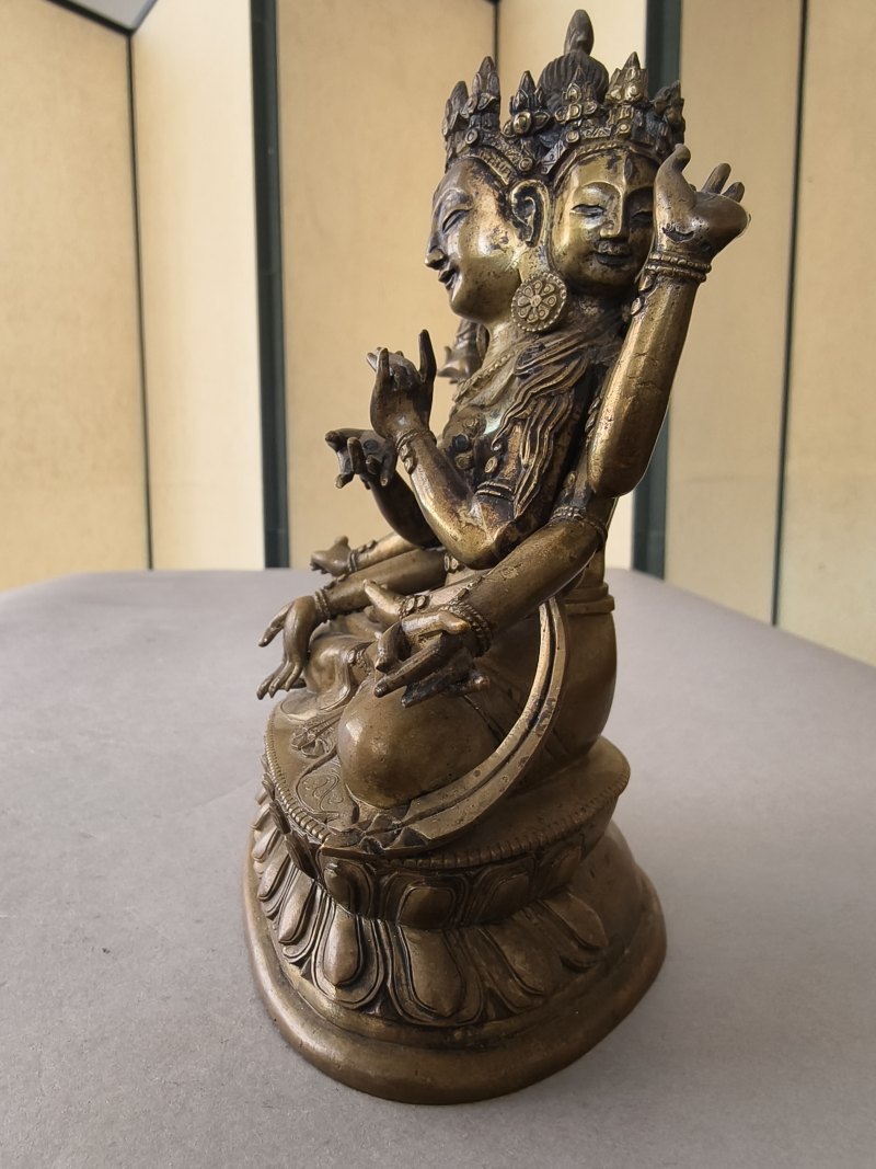 A BRONZE FIGURE OF USHNISHAVIJAYA - 图11