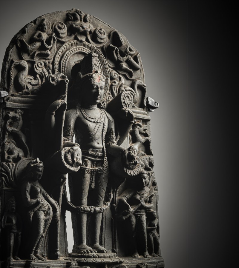 A PHYLLITE STONE STELE DEPICTING VISHNU - 图5