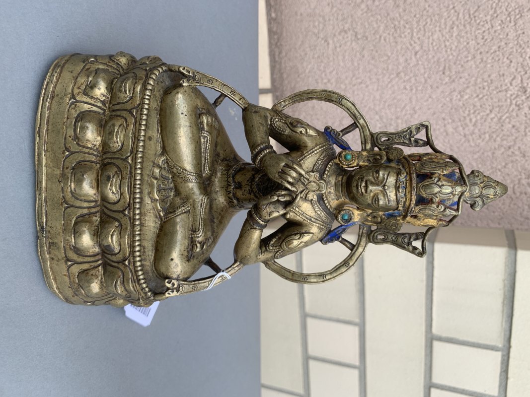 A BRONZE FIGURE OF VAIROCANA - 图6