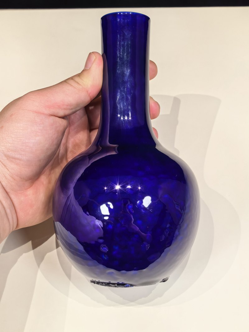 清早期 宝石蓝釉仿料器天球瓶 - 图9