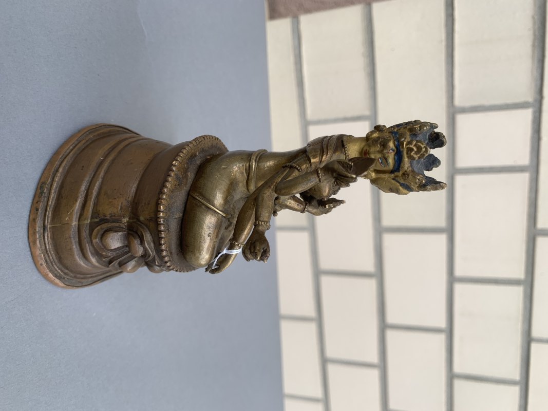A BRONZE FIGURE OF USHNISHAVIJAYA - 图10