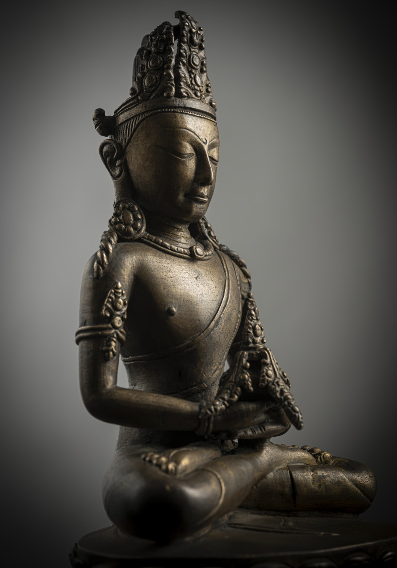 A bronze figure of Amitayus - 图3