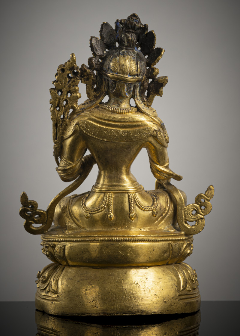 A GILT-BRONZE FIGURE OF SYAMATARA - 图2