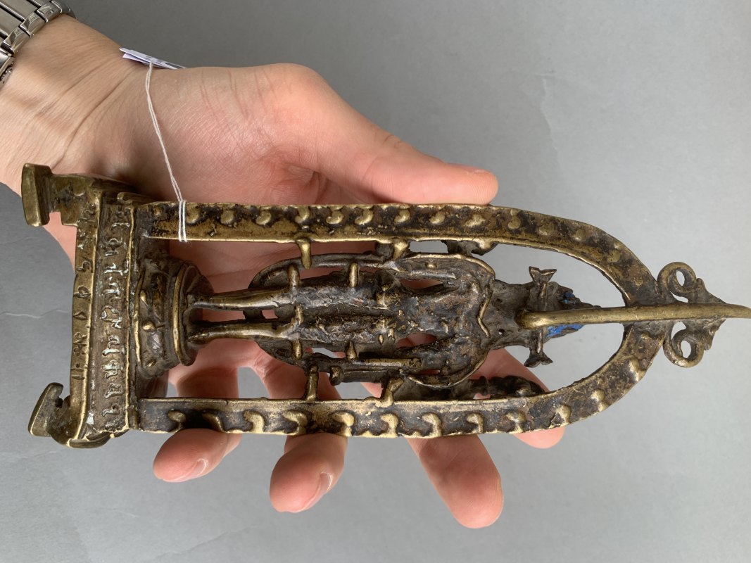 A BRONZE FIGURE OF PROBABLY VISHNU - 图9