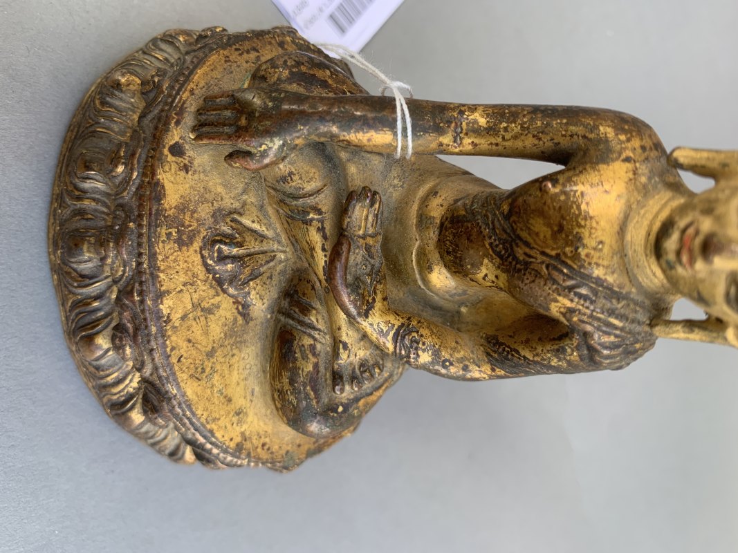 A GILT-COPPER FIGURE OF BUDDHA SHAKYAMUNI - 图11