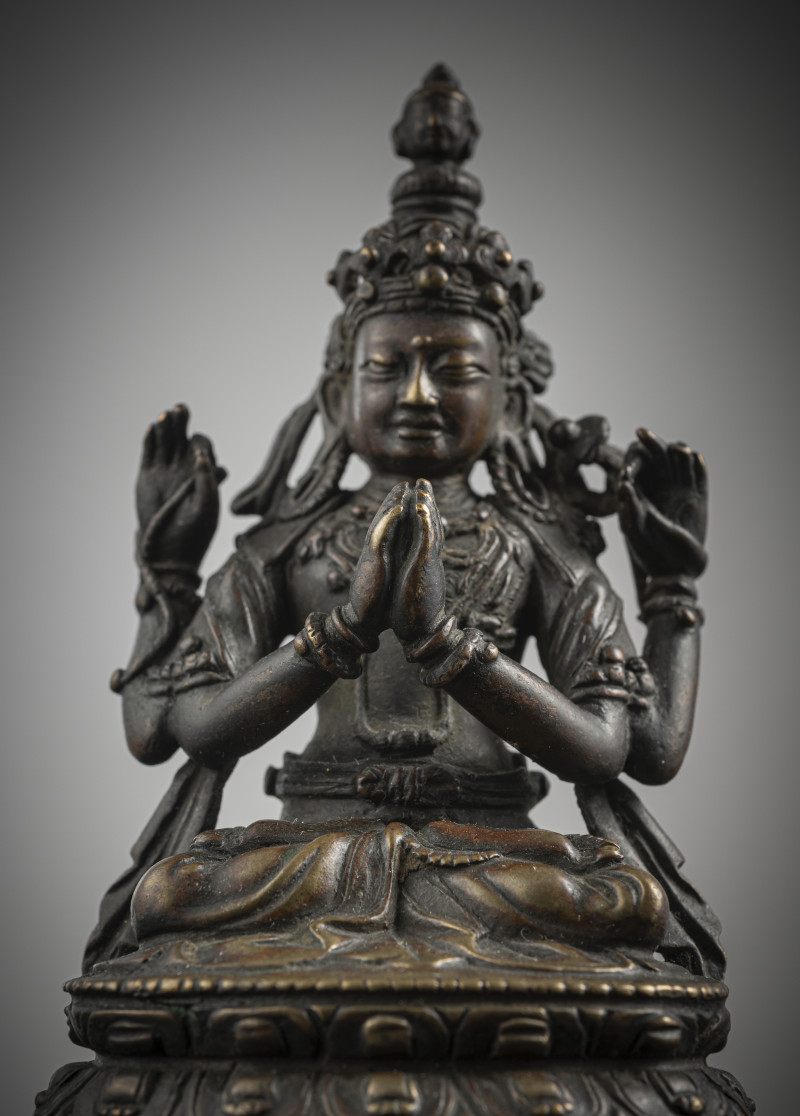 A BRONZE FIGURE OF SADAKSHARILOKESHVARA - 图5