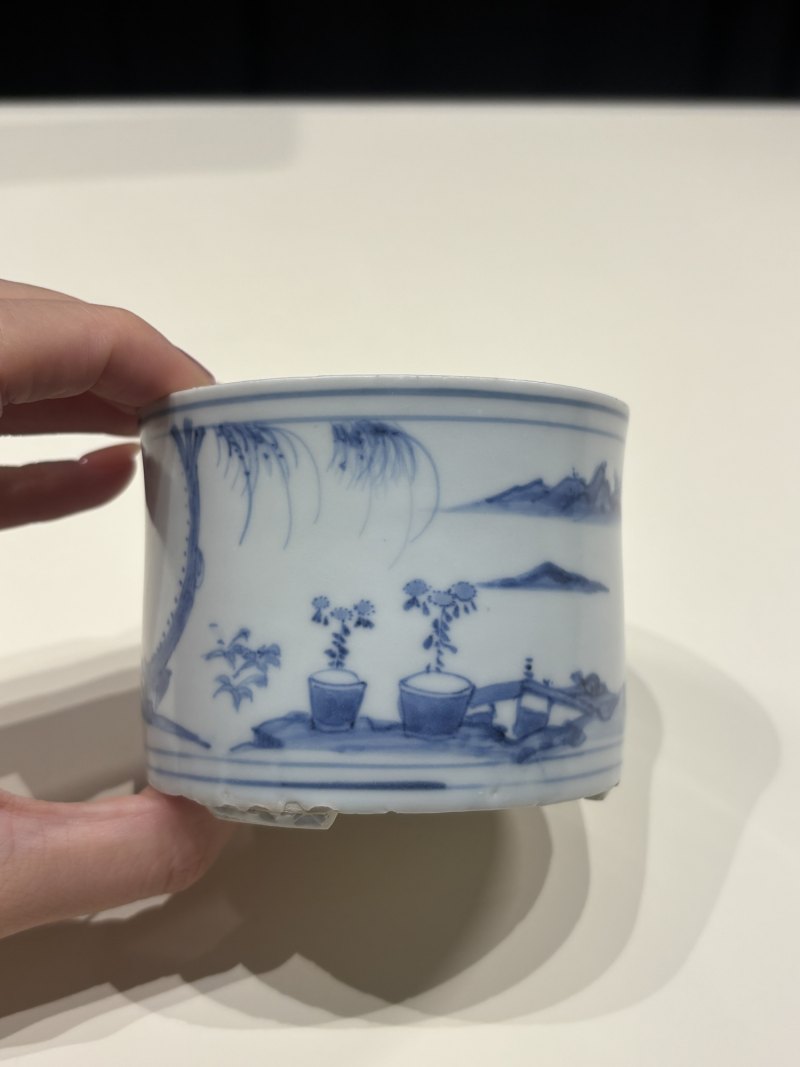 明崇祯 青花陶渊明爱菊图小琴炉 - 图5
