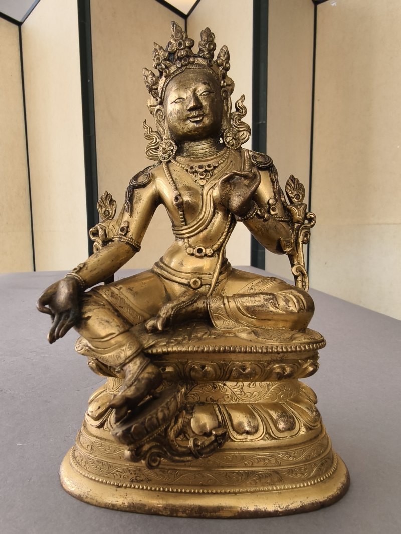 A GILT-BRONZE FIGURE OF SYAMATARA - 图13