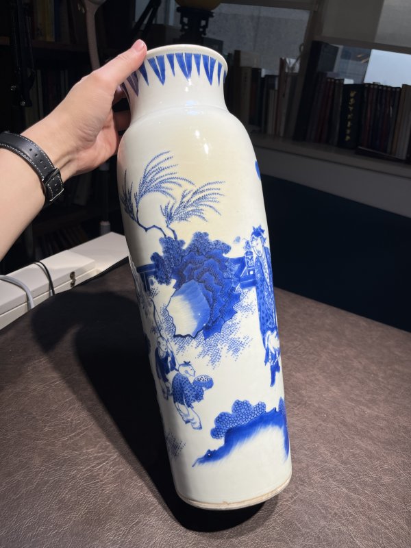 明崇祯 青花“张仙送子”人物故事图筒瓶 - 图11