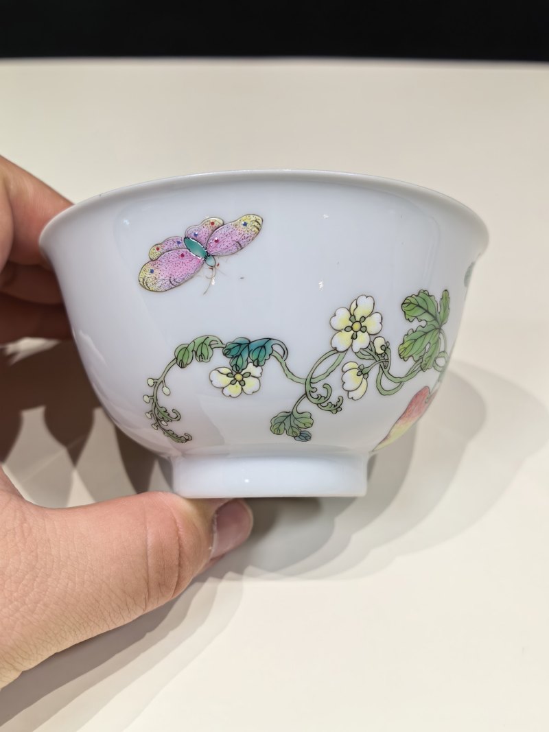 清乾隆 粉彩过枝癞瓜纹碗 - 图5